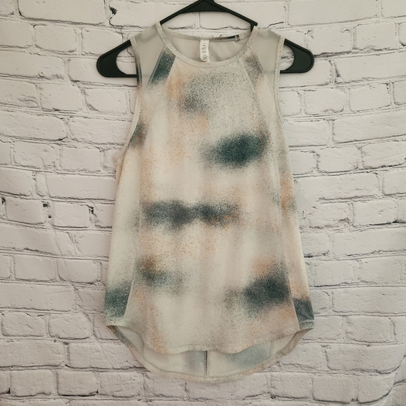 Lululemon Sculpt Tank Top - Picture 6 of 11